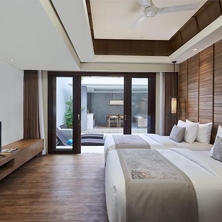 Cross Bali Breakers Hotel Jimbaran  Luaran gambar