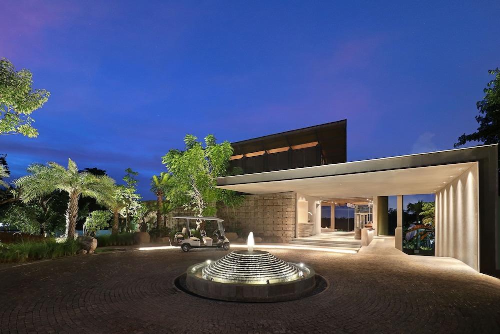 Cross Bali Breakers Hotel Jimbaran  Luaran gambar