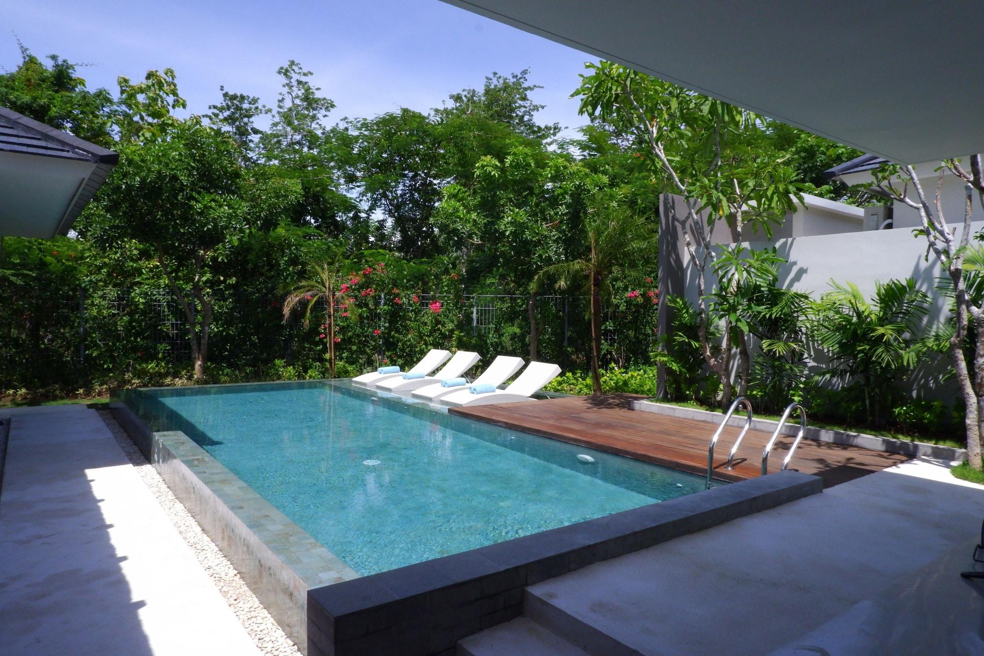 Cross Bali Breakers Hotel Jimbaran  Luaran gambar
