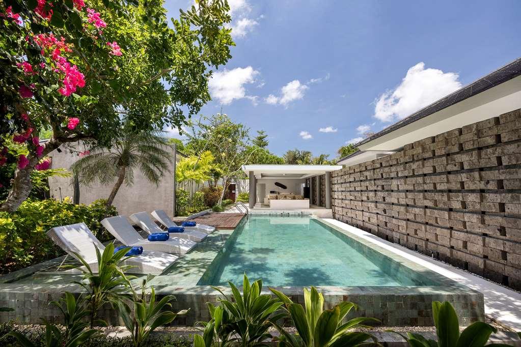 Cross Bali Breakers Hotel Jimbaran  Bilik gambar